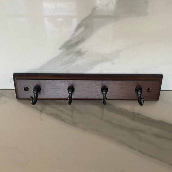 Lot Of 3 Satin Nickel Finish Hooks -2 & 1 Wooden Key Holder - Picture 2 of 9